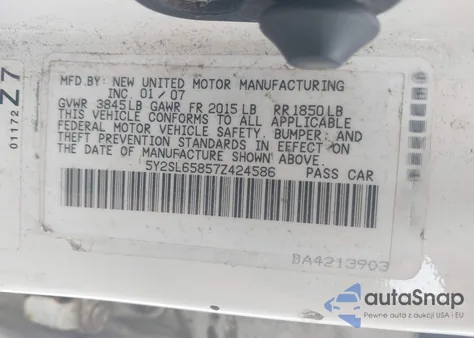 2007 Pontiac Vibe из США, поврежденный, VIN 5Y2SL65857Z424586